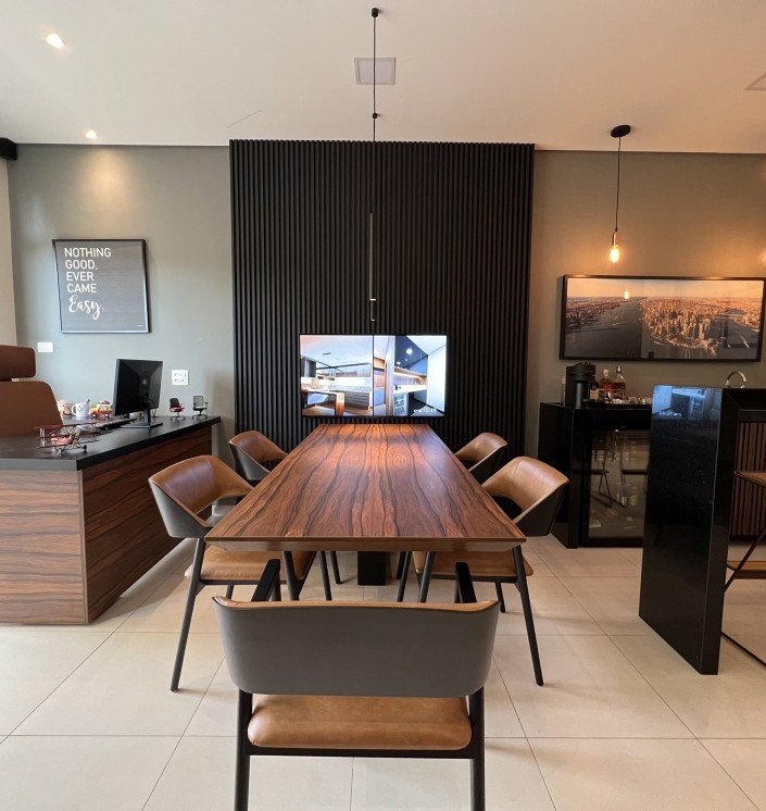 <strong><em>Escrit&oacute;rio</em><br />Saiba mais sobre nossa hist&oacute;ria</strong>