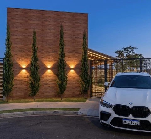 <strong>Ch&aacute;cara MF</strong>